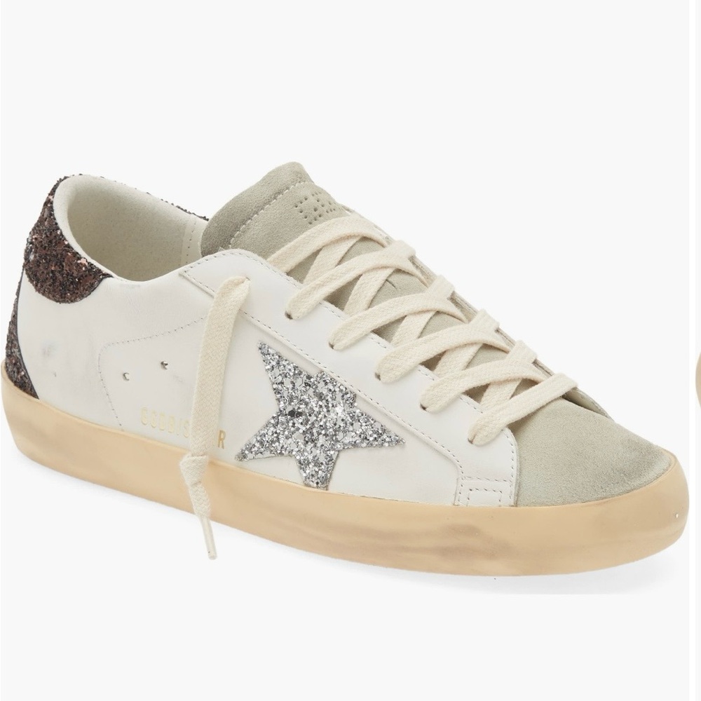 Golden Goose Super-Star Glitter Detail
Low Top Sneaker - Picture 3 of 12